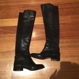 Tory burch boots