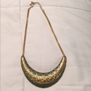 statement necklace