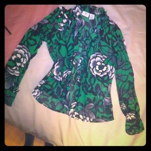 Sheer green n Blk shirt