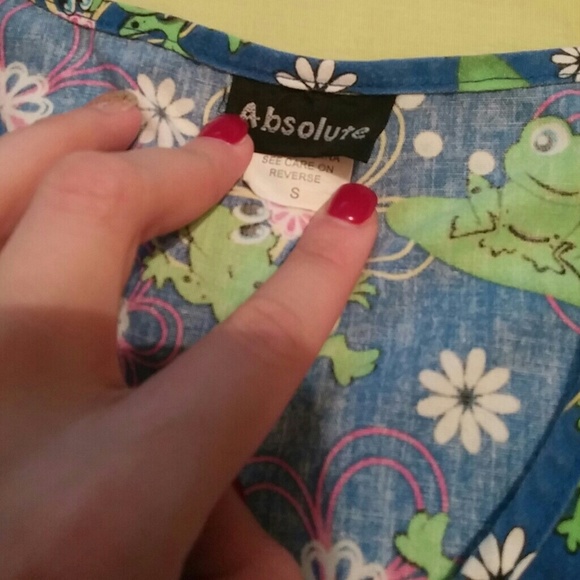 Frog scrub top - Picture 2 of 2