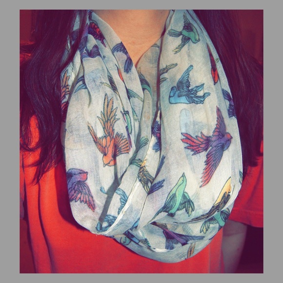 RUE 21 White/Pastel Bird Infinity Scarf