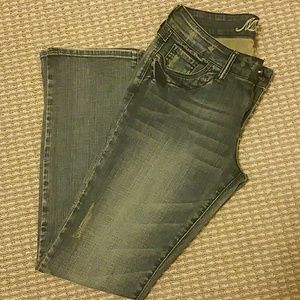 Delias Morgan syle Jean's