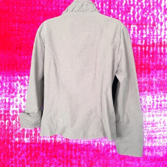 Live a Little Lightweight Khaki Jacket - Picture 4 of 4