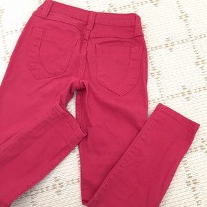 Forever 21 Jeans - Like NEW forever21 res skinny jeans Forever 21 Jeans - Like NEW forever21 res skinny jeans