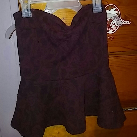 Peplum strapless top