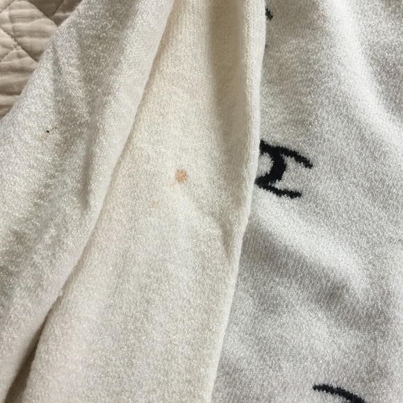 Light Sweater - Picture 3 of 3