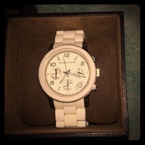 Michael Kors White Silver Watch