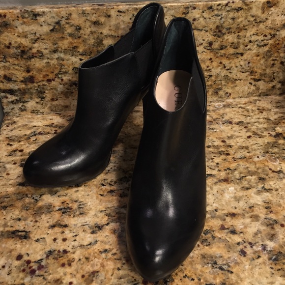 Guess Black Ankle Boots 6.5