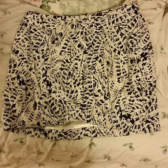 Forever 21 Print Mini Skirt