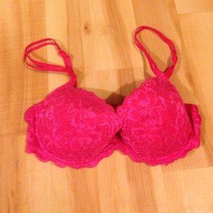 Pink Victoria's Secret Demi bra.
