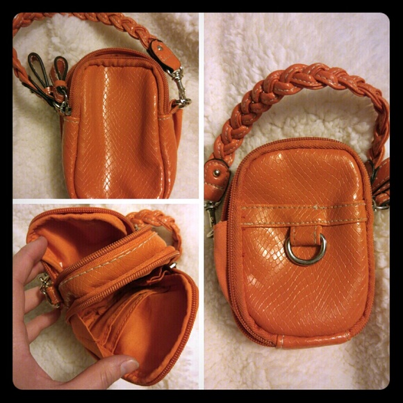 Mini clutch and phone wristlet 2 in 1