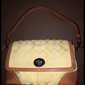 Hampton Signature Flap Handbag