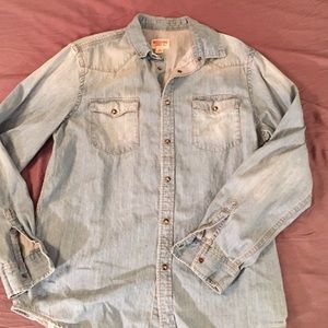 MEN'S Mossimo Denim Button Up Shirt