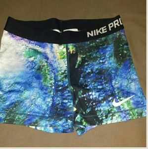 Nike Pros Spandex