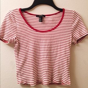 🌟 red & white stripe crop top 🌟