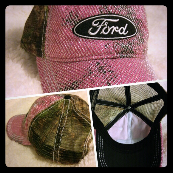 BRAND NEW LADIES CAMO AND PINK FORD HAT