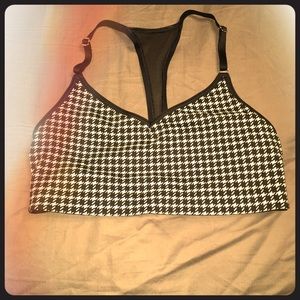 NEW Victoria Secret houndstooth sport bra Sz-M