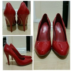 Aldo red pumps