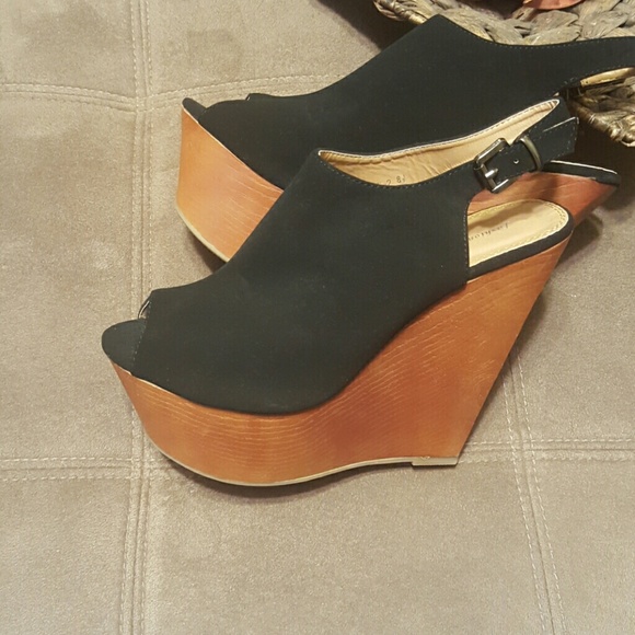 🌚Super trendy!! Wooden platform wedge heel
