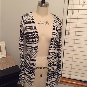 Long sleeve tribal print cardigan
