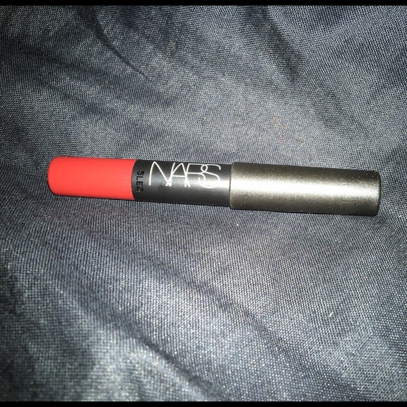 NARS Velvet Matte Lip Pencil in Cruella nwot
