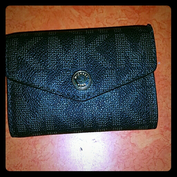 Michael Kors Brown Logo Wallet Card Coin Purse