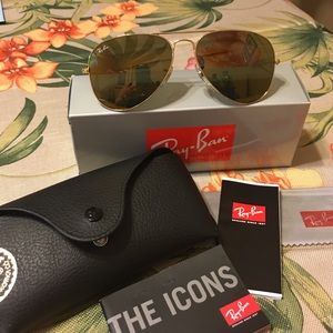 Ray Bans authentic in gold.   Price Firm
