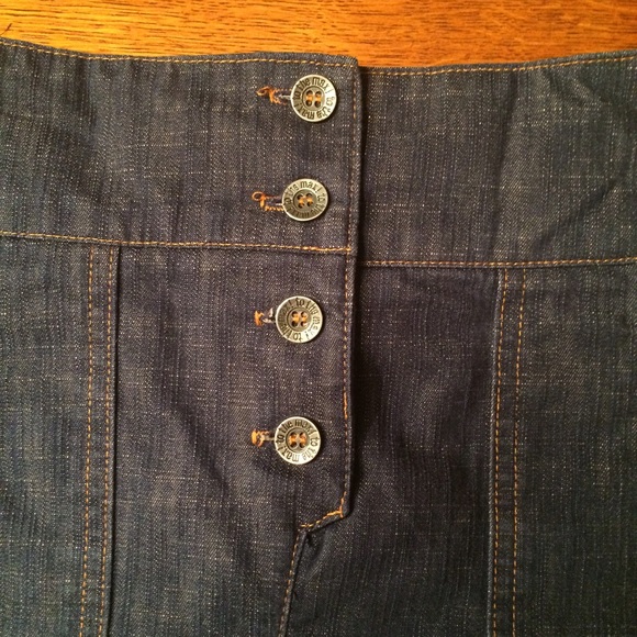To the Max! Denim skirt.  Tank sold separate. - Picture 2 of 4