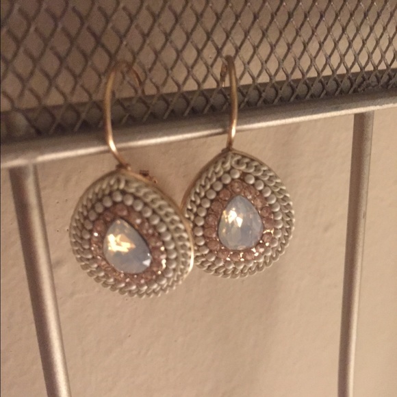Francesca's Gold earrings