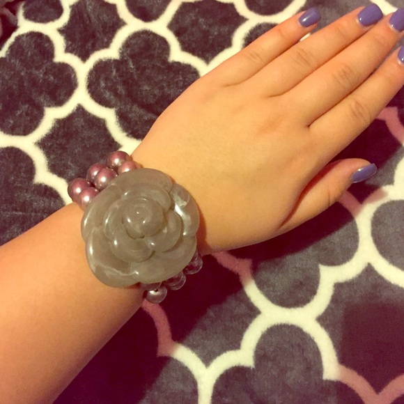 Flower bracelet
