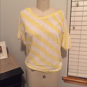 Yellow stripped tshirt