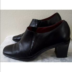 AEROSOLES Shoes - Aerosoles Grooven Up black leather 7.5 ankle boots AEROSOLES Shoes - Aerosoles Grooven Up black leather 7.5 ankle boots