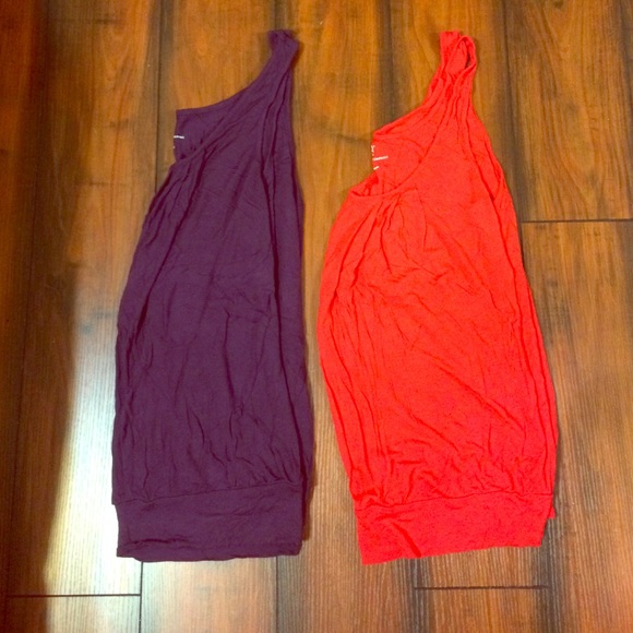 Purple and red sleeveless tops