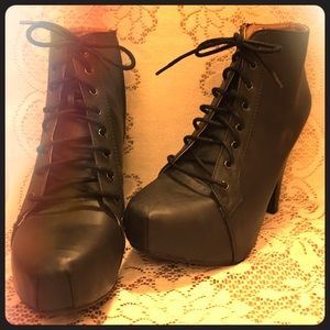 ❤️cute lace-up ankle booties❤️