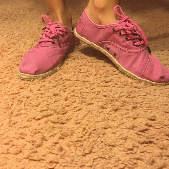 Women's Toms