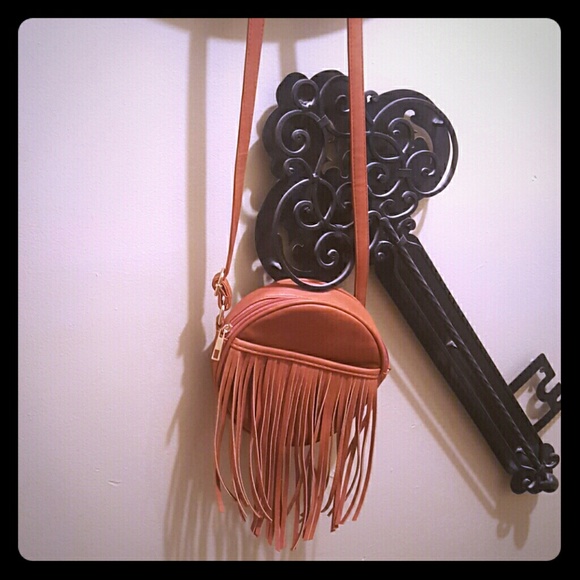 👜 Cute..Small..&..Petite Fringe Crossbody Purse