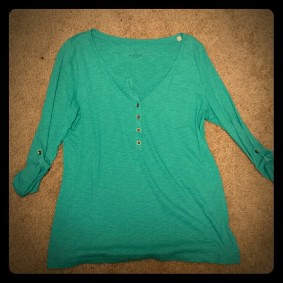 3/4 sleeved tee shirt