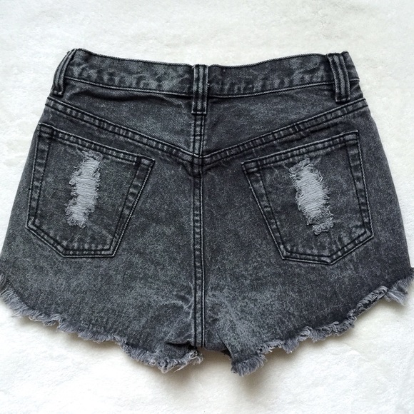 🚫BUNDLED🚫High waist shorts - Picture 4 of 4