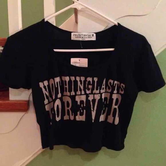 NWT cropped tee