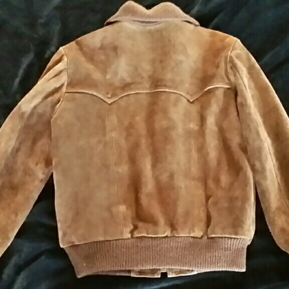 FINAL PRICE DROP! LEATHER JACKET - Picture 2 of 10