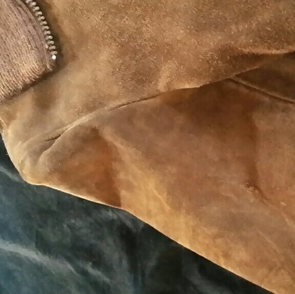 FINAL PRICE DROP! LEATHER JACKET - Picture 3 of 10