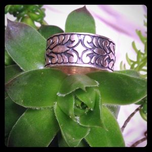 Oxidized Stirling Silver Flower Pattern Band Ring