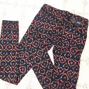 Hurley Jeans - NEW Hurley printed jeans Hurley Jeans - NEW Hurley printed jeans