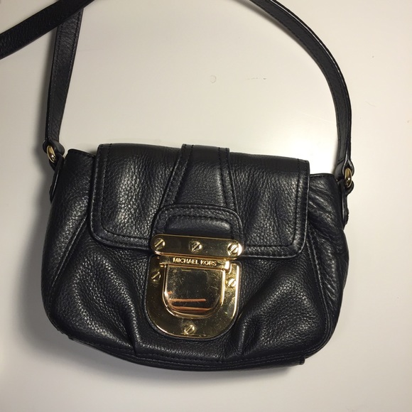 Michael Kors Charlton Black Leather Crossbody