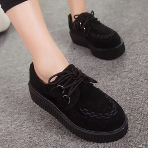 Black creepers
