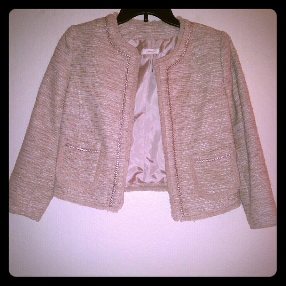 Frenchi Jackets & Blazers - FRENCHI CROPPED TWEED CREAM JACKET SZ MEDIUM