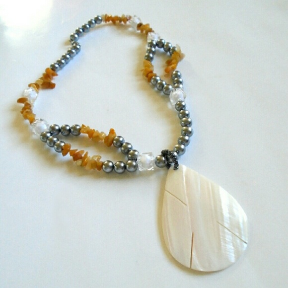 Jewelry - Silver Seashell Necklace