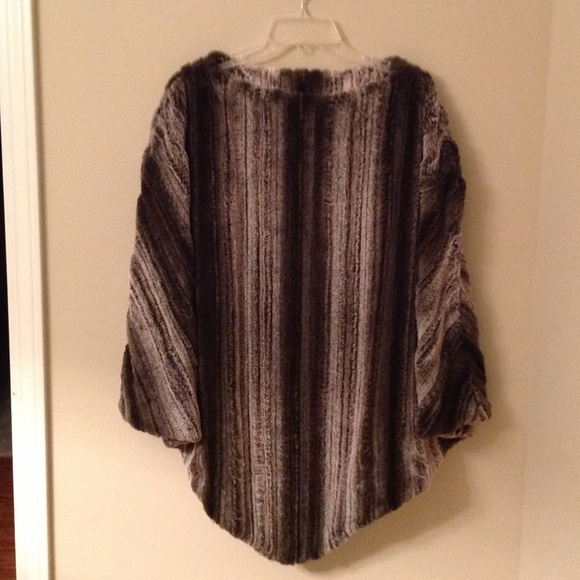 NWOT Beautiful cape