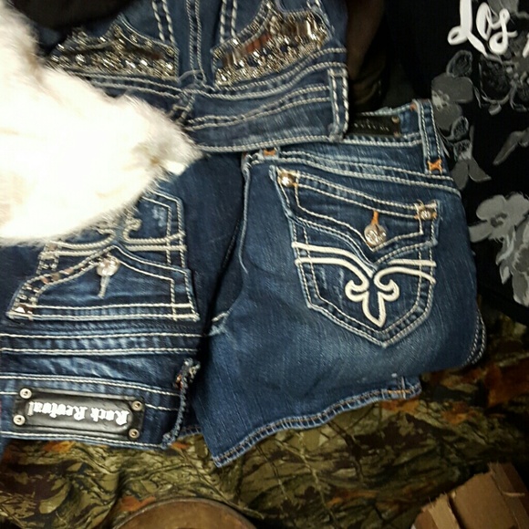 are the jeans are for sale on here - Picture 2 of 4