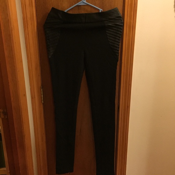 XOXO skinny black pants - Size S